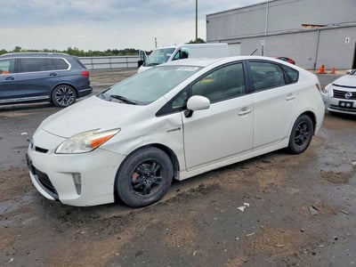 JTDKN3DU7F0****** 2015 Toyota Prius