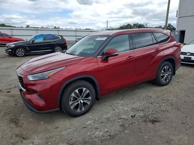 5TDGZRBH1NS****** 2022 Toyota Highlander