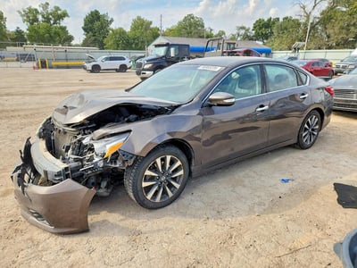 1N4AL3APXHC****** 2017 Nissan Altima