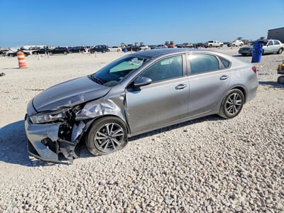 3KPF24AD1PE****** 2023 Kia Forte