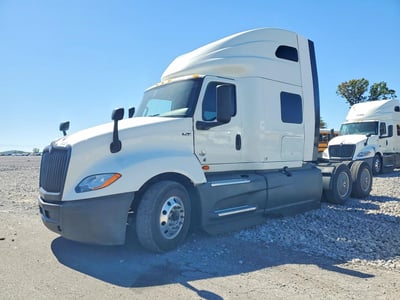 3HSDZAPR7NN****** 2022 International LT625