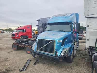 4V4NC9TG16N****** 2006 Volvo VNL