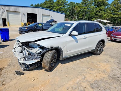 5UXKR6C55G0****** 2016 BMW X5