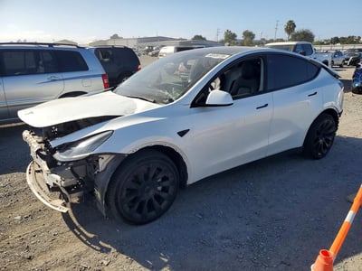 7SAYGDEE6NF****** 2022 Tesla Model Y