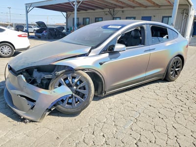 7SAXCBE6XNF****** 2022 Tesla Model X