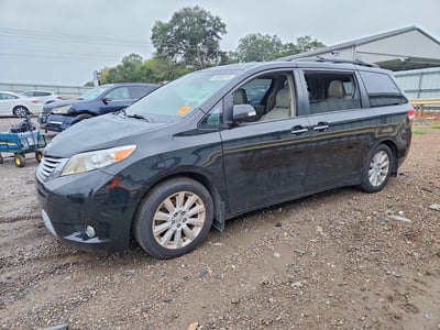 5TDDK3DC0DS****** 2013 Toyota Sienna