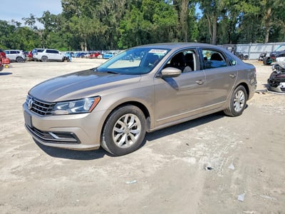 1VWAS7A33GC****** 2016 Volkswagen Passat