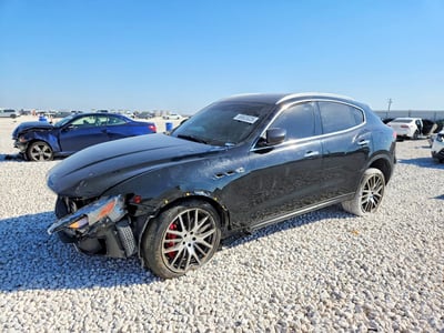 ZN661YUA1HX****** 2017 Maserati Levante