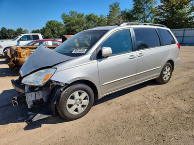 2004 Toyota Sienna