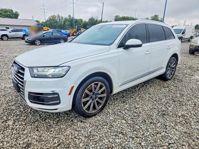 WA1LAAF72HD****** 2017 Audi Q7