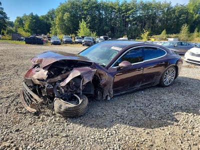 WP0AB2A72JL****** 2018 Porsche Panamera