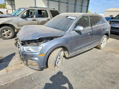 WA1HCCFSXHR****** 2017 Audi Q3
