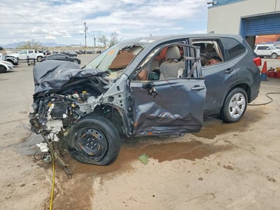 JF2SKAAC7NH****** 2022 Subaru Forester