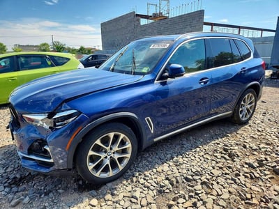 5UXCR6C58KL****** 2019 BMW X5
