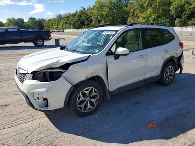 JF2SKAJCXLH****** 2020 Subaru Forester