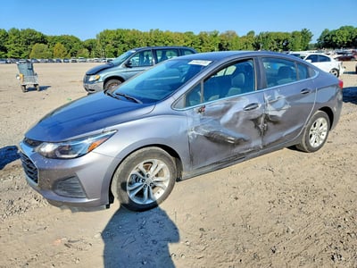 1G1BE5SM2K7****** 2019 Chevrolet Cruze