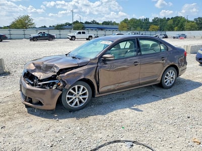 3VWBX7AJ4BM****** 2011 Volkswagen Jetta