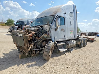 1XKFDP9X3DJ****** 2013 Kenworth T700