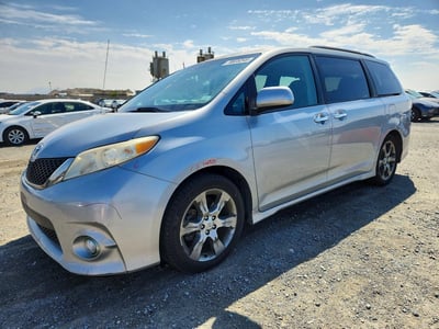 5TDXK3DC4DS****** 2013 Toyota Sienna