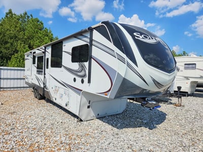 573FS4428NA****** 2022 Grand Design Recreational Solitude