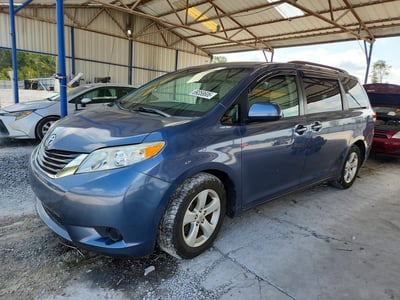 5TDKK3DC5ES****** 2014 Toyota Sienna