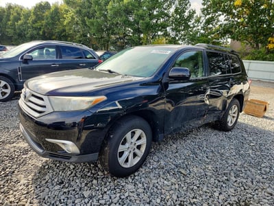 5TDBK3EH7BS****** 2011 Toyota Highlander
