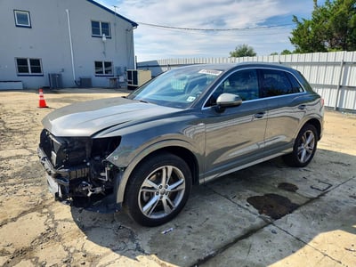 WA1DECF38L1****** 2020 Audi Q3