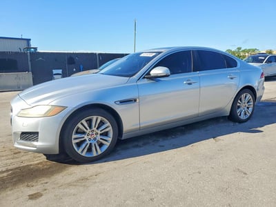 SAJBD4BVXHC****** 2017 Jaguar XF