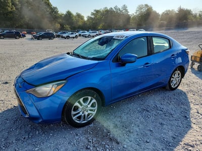 3MYDLBYV9HY****** 2017 Toyota Yaris