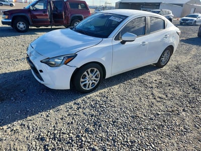 3MYDLBZV8GY****** 2016 Scion iA