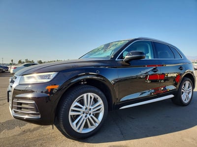 WA1BNAFY7K2****** 2019 Audi Q5