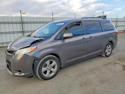 5TDKK3DC5FS****** 2015 Toyota Sienna