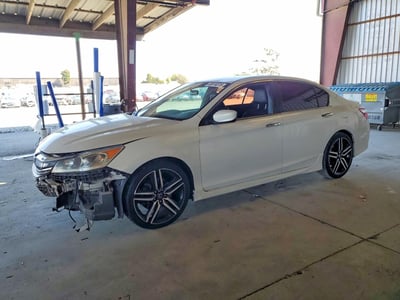 1HGCR2F57GA****** 2016 Honda Accord