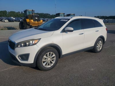 5XYPG4A3XGG****** 2016 Kia Sorento
