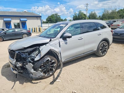 5XYRK4JF8RG****** 2024 Kia Sorento