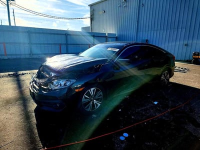JHMFC1F71JX****** 2018 Honda Civic