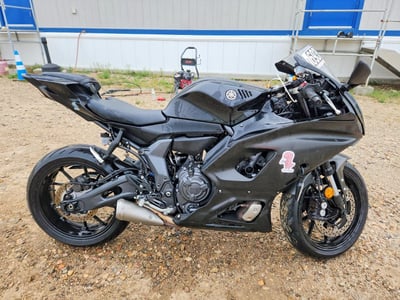JYARM38EXRA****** 2024 Yamaha R7