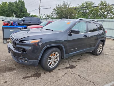 1C4PJMCB7GW****** 2016 Jeep Cherokee