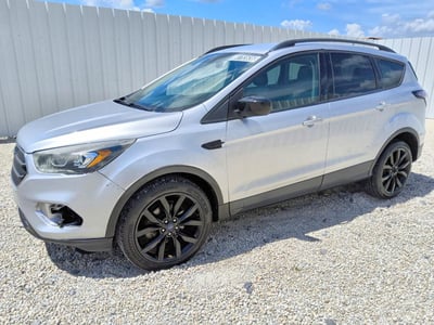 1FMCU0GD3JU****** 2018 Ford Escape