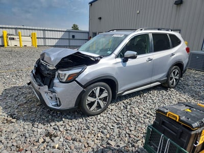JF2SKAWC5KH****** 2019 Subaru Forester