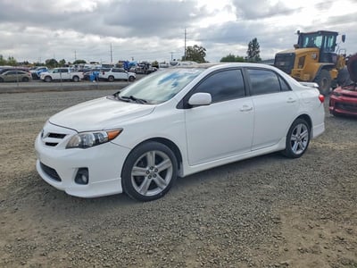 5YFBU4EE4DP****** 2013 Toyota Corolla