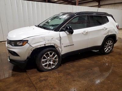 3C4NJDCNXST****** 2025 Jeep Compass