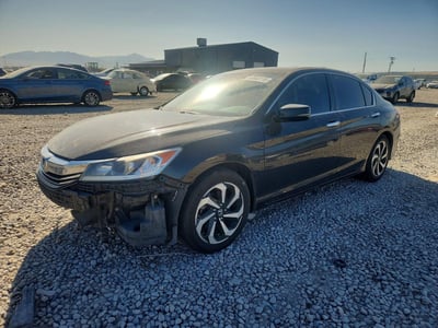 1HGCR2F04GA****** 2016 Honda Accord