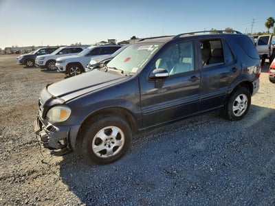 4JGAB54E22A****** 2002 Mercedes-Benz M-Class