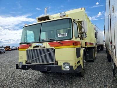4V2HCFAD6JU****** 1988 White GMC Wxll Xpeditor