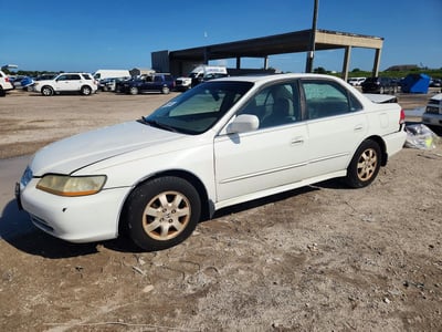 1HGCG56642A****** 2002 Honda Accord