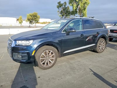 WA1LAAF76HD****** 2017 Audi Q7