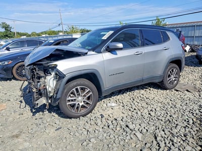 3C4NJDBB1JT****** 2018 Jeep Compass