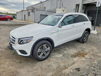 WDC0G4JB9JV****** 2018 Mercedes-Benz GLC-Class