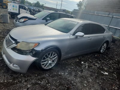 JTHGL46F385****** 2008 Lexus LS